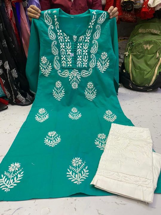 Cotton_gala_buti_kurti_with_chikankari_work