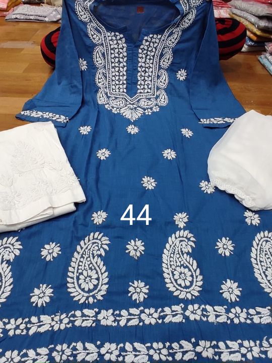 Slub_cotton_chikankari_kurti