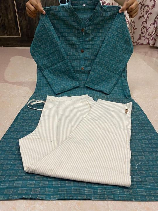 Khaadi_kurti_with_pencilpants