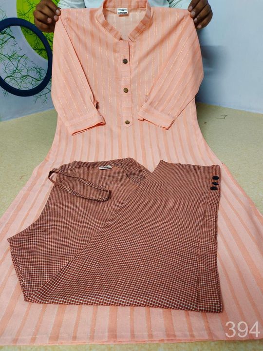 khaadi_kurti_with_pencilpants