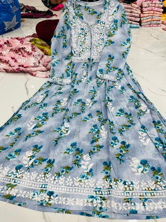 Mulmul_printed_cotton_gown_with_chikankari_work