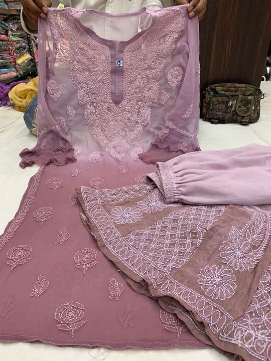 Georgette_dye_kurti_set__with_chikankari_work