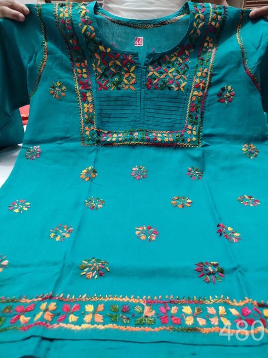 Cotton_short_top__with_chikankari_work