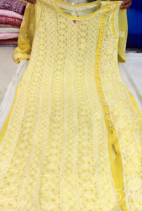 Georgette_front_jaal_side_pearl_kurti__with_chikankari_work