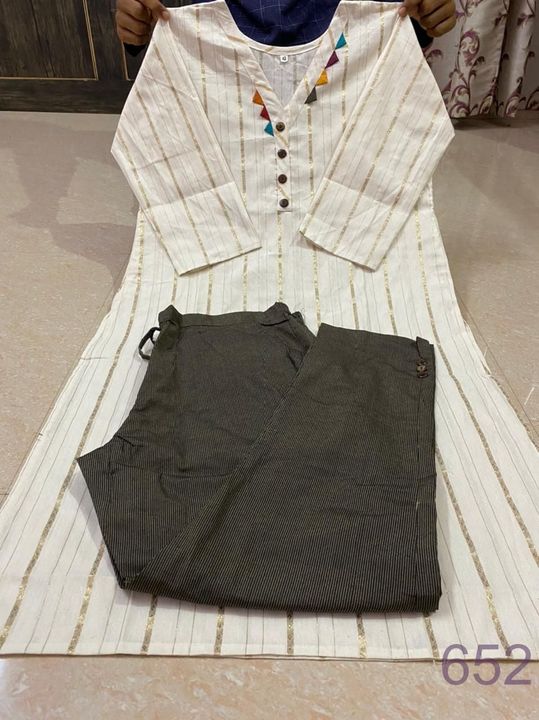 khaadi_kurti_with_pencilpants