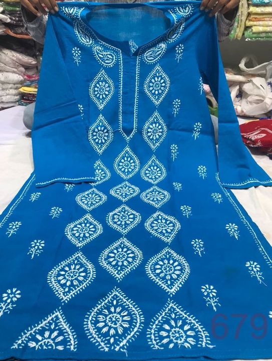 Cotton_panel_buta_kurti_with_chikankari_work