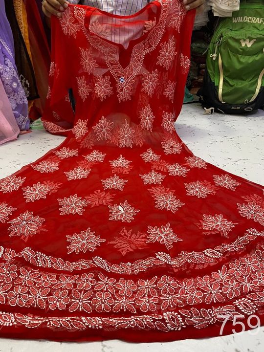 Georgette_matka_gown_with_chikankari_work