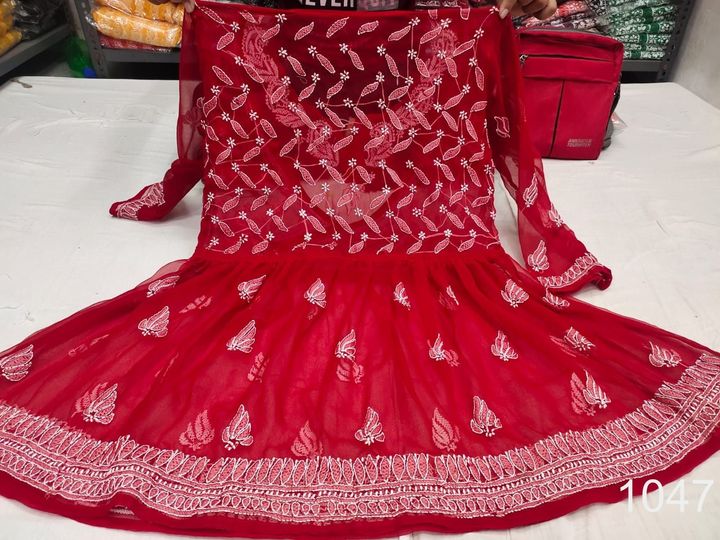 Georgette_short_top_with_chikankari_work