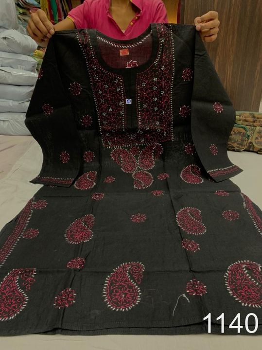 Cotton_gala_buti_kurti_with_chikankari_work