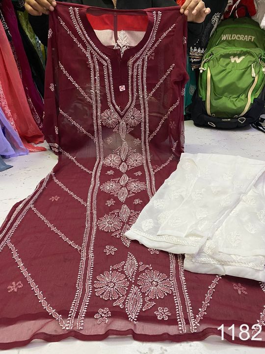 Georgette_panel_kurti_with_chikankari_work