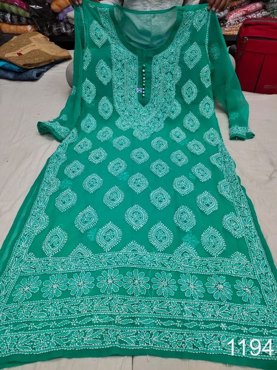 Georgette_buta_jaal_kurti_with_chikankari_work