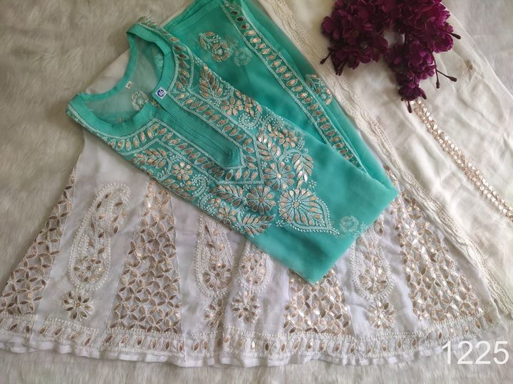 Georgette_gala_buti_kurti_with_gota_and_chikankari_work