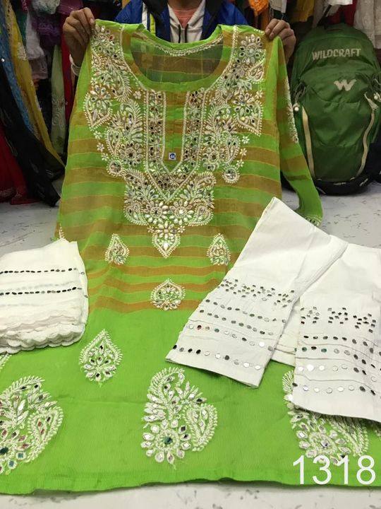 Kota_cotton_kurti_with_mirror_and_chikankari_work