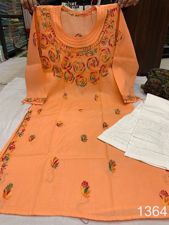 Cotton_round_neck_kurti_with_chikankari_work