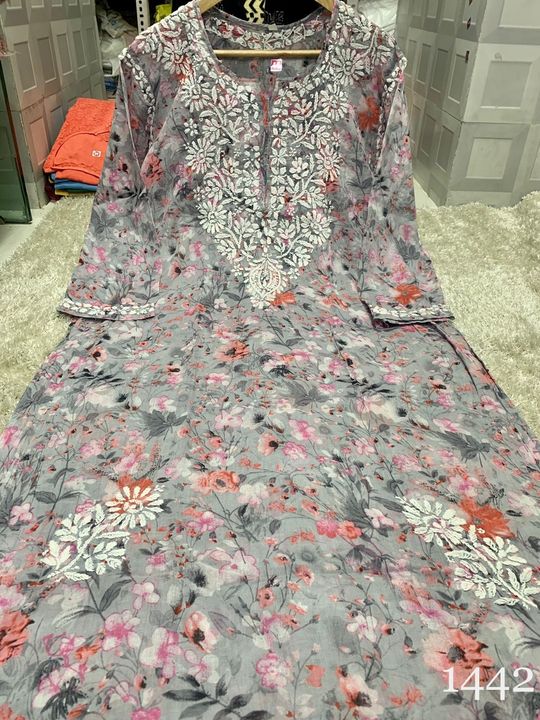 Mul_Mul_cotton_printed_kurti_with_chikankari_work