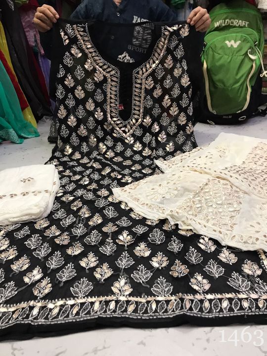 Georgette_buti_jaal_kurti_with_chikankari_gota_work