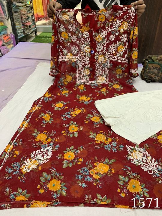 Georgette_printed_half_sleeves_kurti_with_chikankari__work