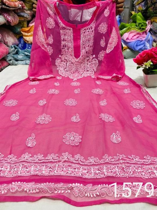 Georgette_gala_buti_kurti_with_chikankari__work