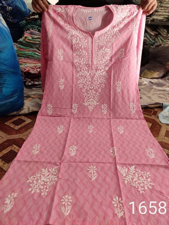 Mul_Mul_cotton_Chikankari_kurti