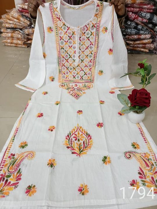 Cotton_multithread_chikankari_kurti