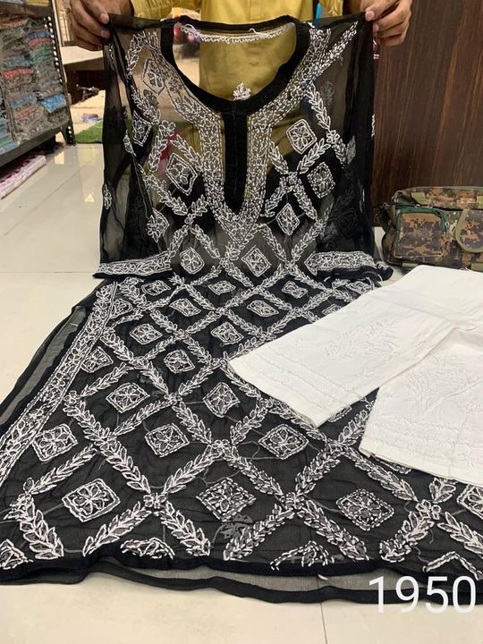 Georgette_chikankari_barfi_jaal_kurti