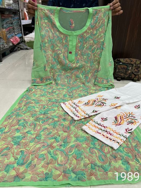 Georgette_multi_resham_thread_front_jaal_chikankari_kurti