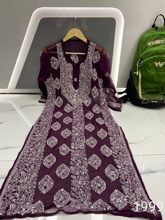 Georgette_buta_chikankari_kurti_with_mirror_work