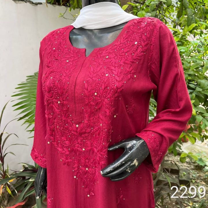 Rayon_tone_to_tone_licknowi_chikankari_kurti_with_mukaish_work