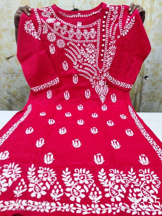 Cotton_jacquard_self_printed_boat_neck_side_button_lucknowichikankari_kurti