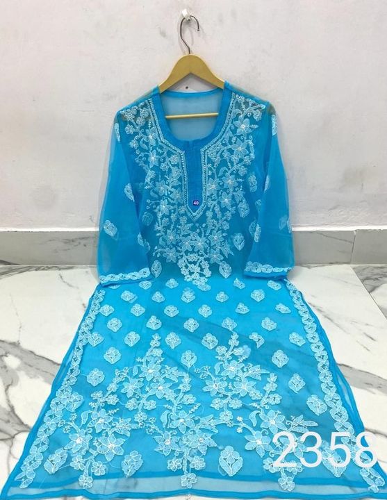 Gala_davan_chikankari_kurti