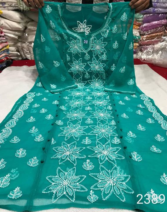 Center_panel_chikankari_kurti