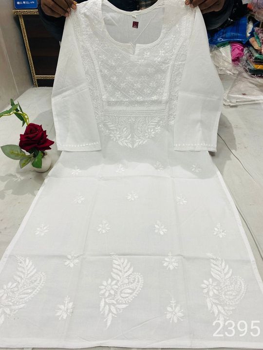 Pure_cotton_dyeble_white_kurti_chikankari