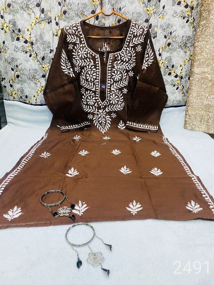 chanderi__buti_chikankari_kurti