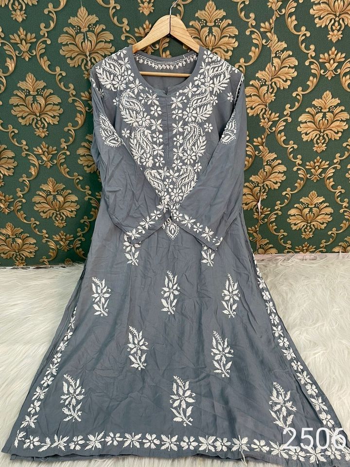 Lucknowi_chikankari_modal_kurti