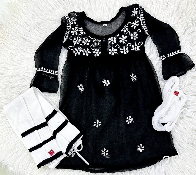 chikankari_kids__pcs_kurti_set