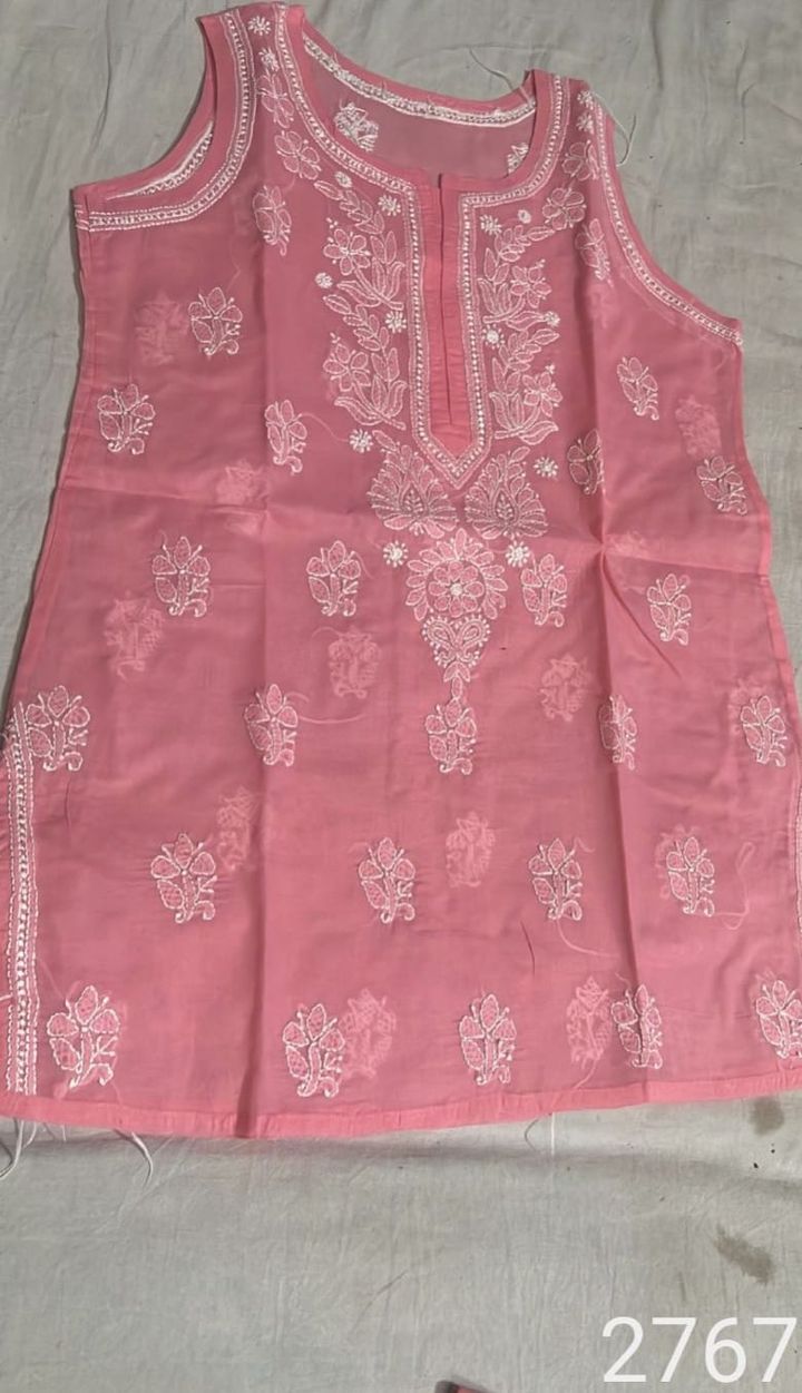 Khatau_cotton_sleeveless_chikankari_short_top