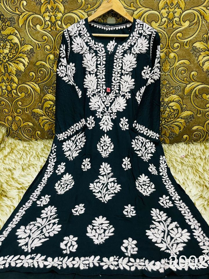 Lucknowi_chikankari_heavy_modal_big_buta_work_kurti