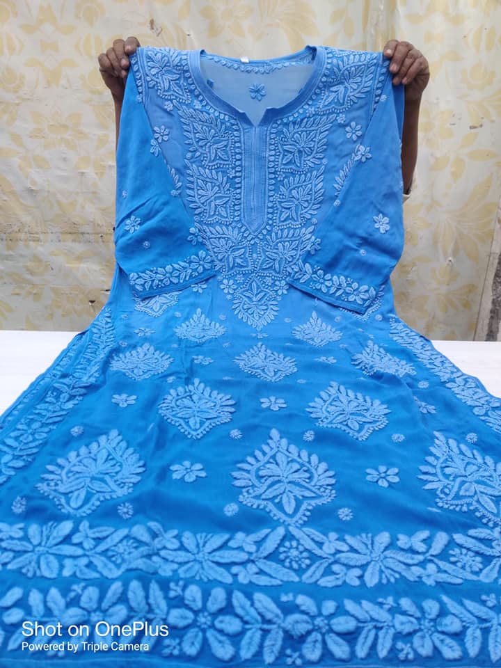 Exclusive_lucknowi_chikankari_viscose__dyed_kurti