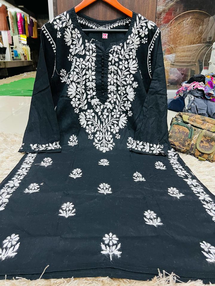 Lucknowi_chikankari_cotton_kurti