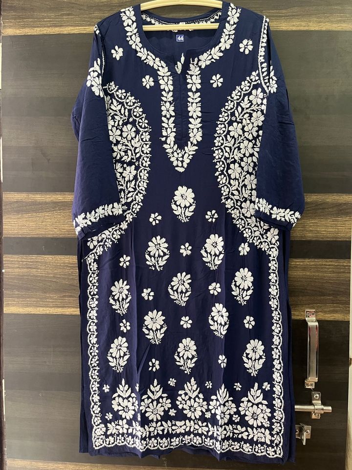 Modal_chikankari_kurti