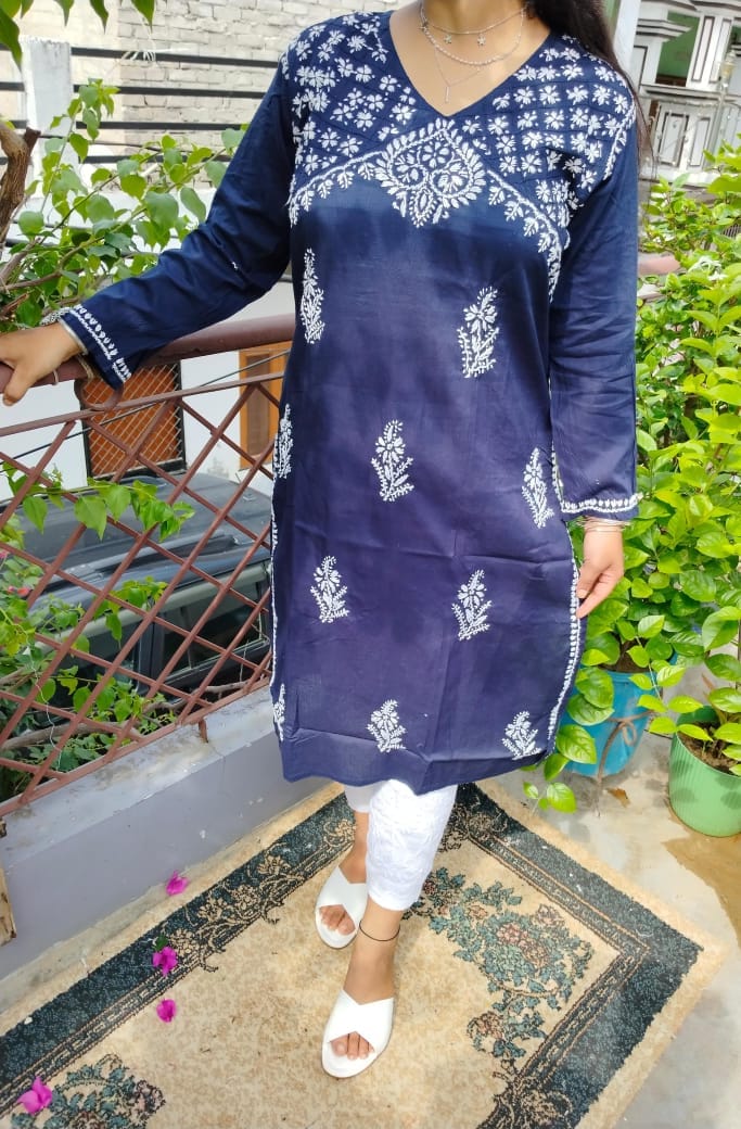 Lucknowi_chikankari_cotton_kurti