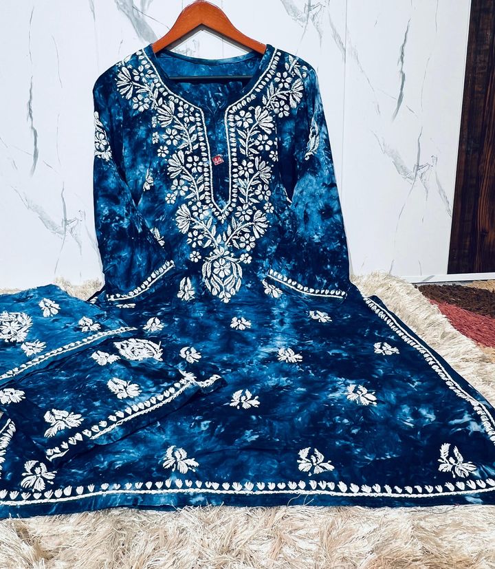 Lucknowi_chikankari_Rayon_kurti_with_plazo_set