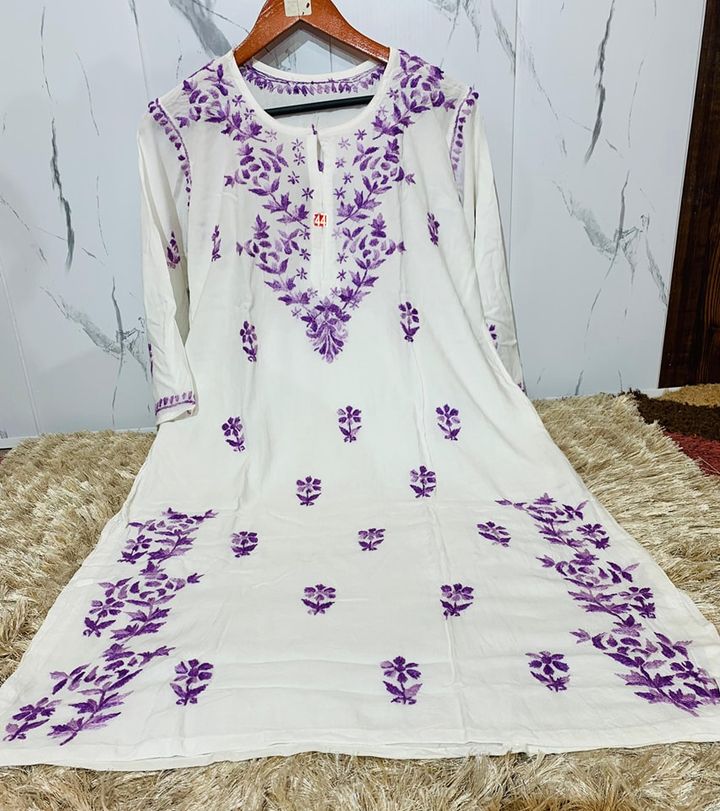 Rayon_shaded_thread_work_kurti