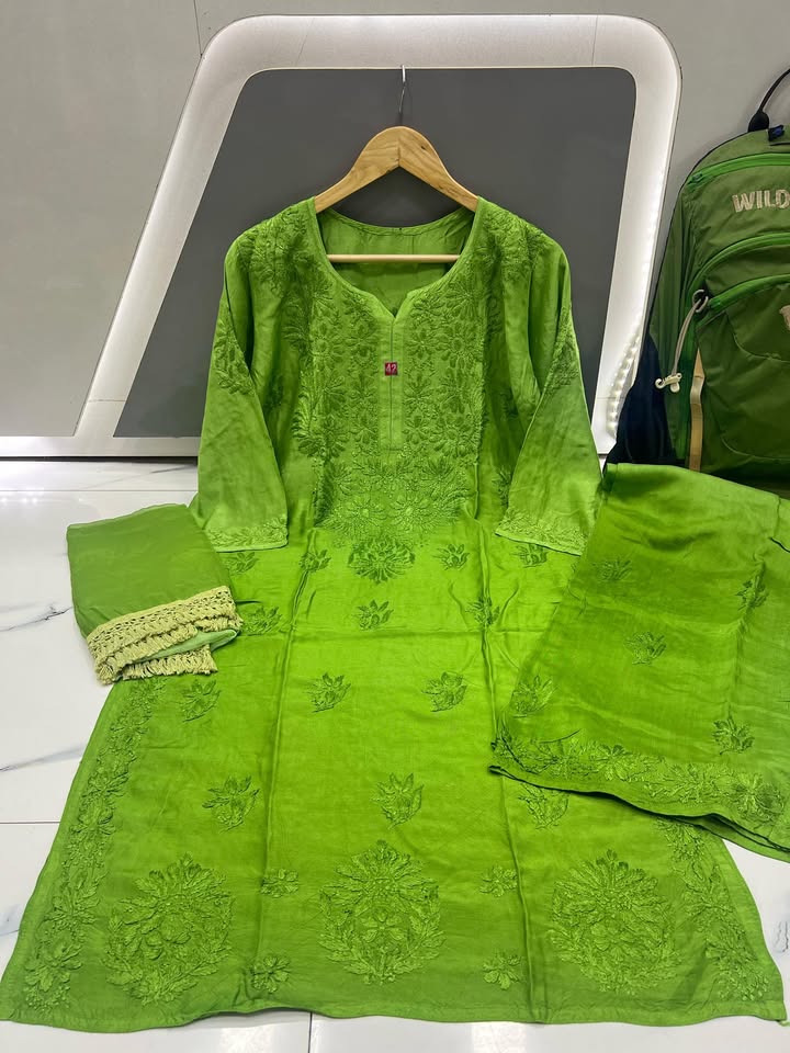 Lucknowi_chikankari_muslin_kurti_plazo_with_chiffon_dupatta_set