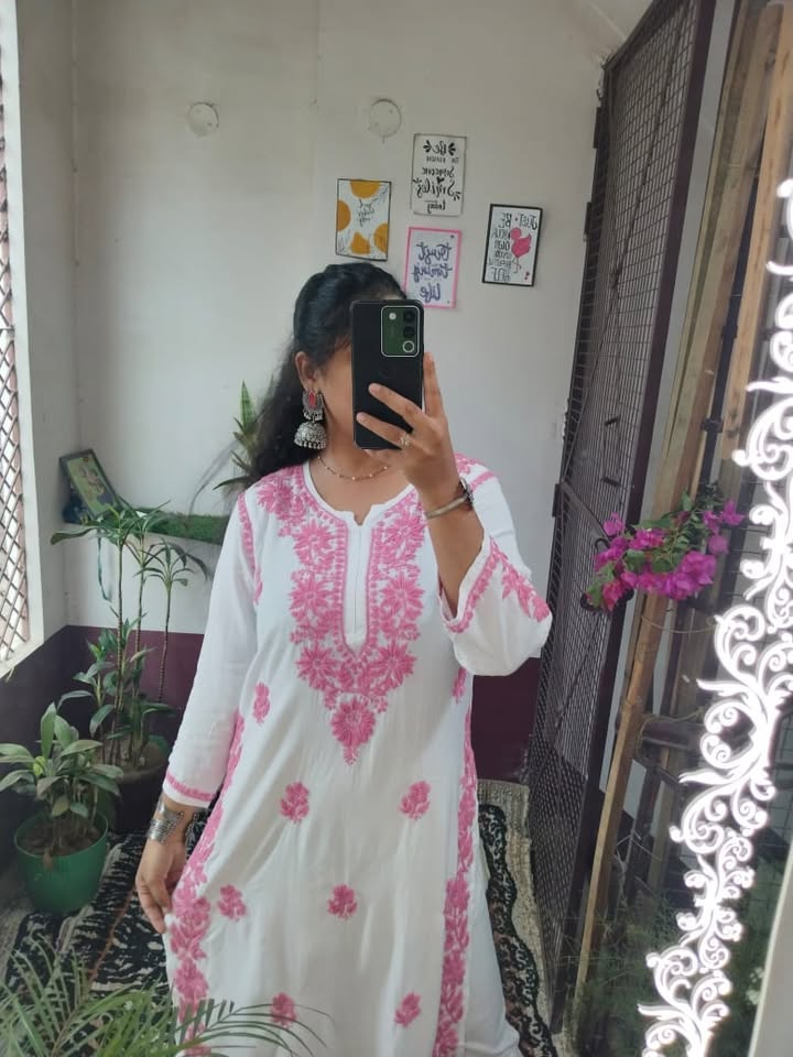 Lucknowi_chikankari_rayon_kurti_with_plazo_set