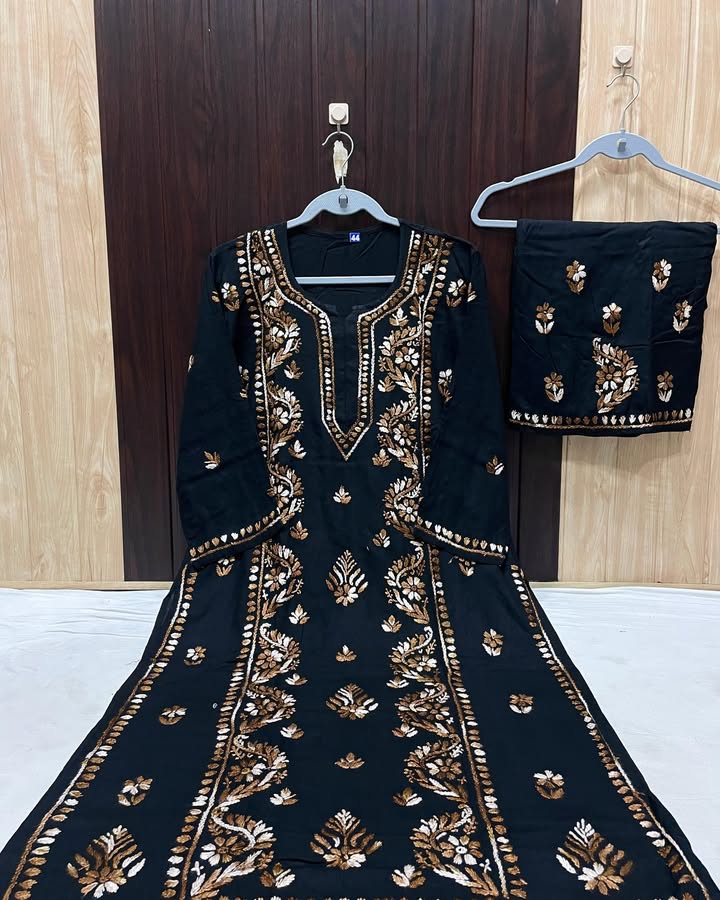 Exclusive_soft_rayon_dual_shade_thread_work_kurti_plazo_set