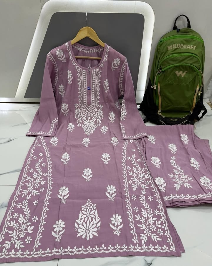 Lucknowi_chikankari_chanderi_kurti_with_plazo_set